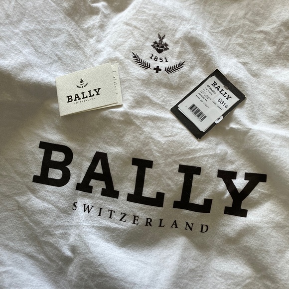 Bally bag Light Marine Fawn Donna Calf Woven used condition check pic for flaws - Picture 8 of 16